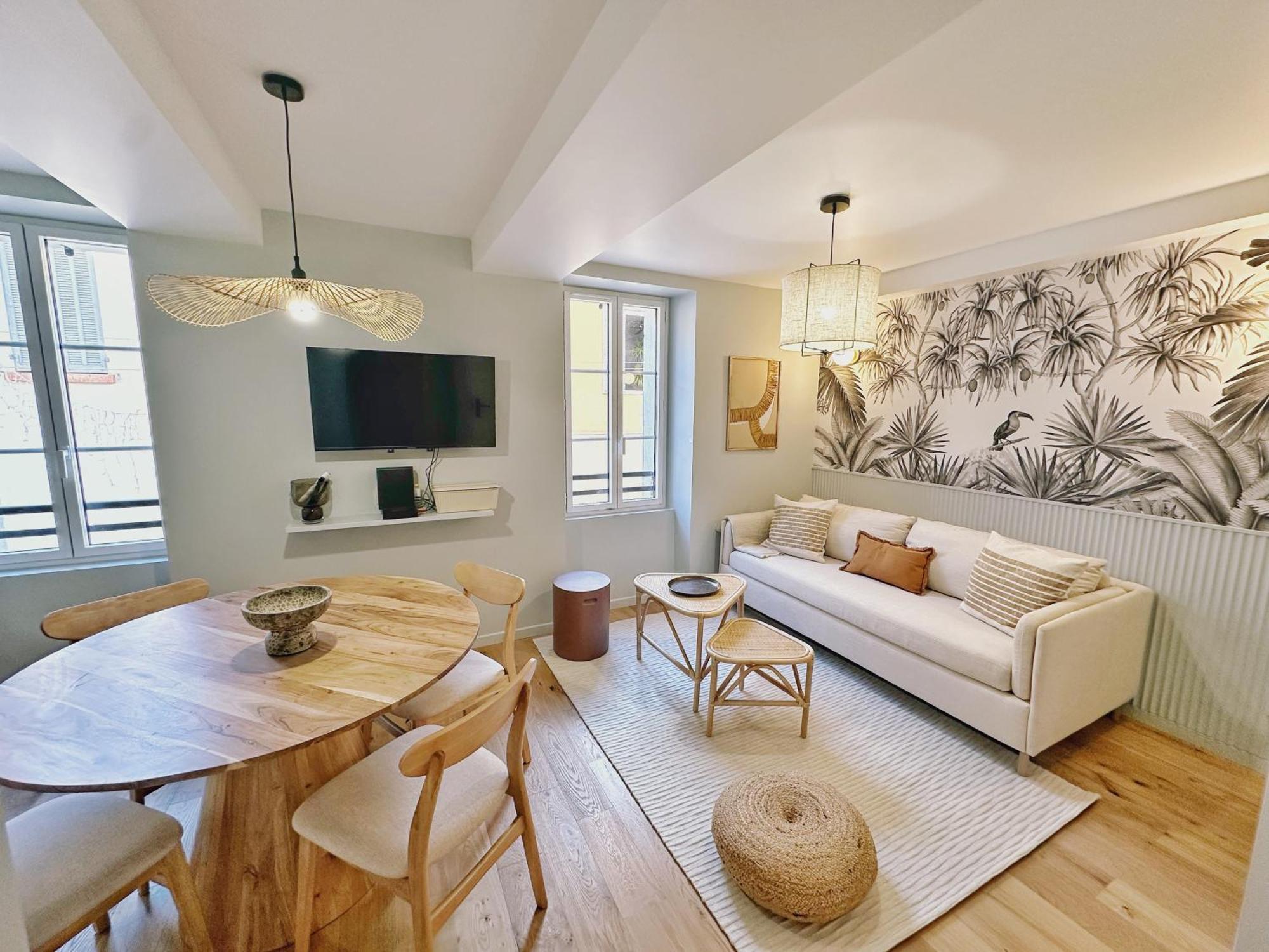 La Maison Cavet 5 Appartements De Standing Au Coeur Du Village Sanary-sur-Mer Luaran gambar