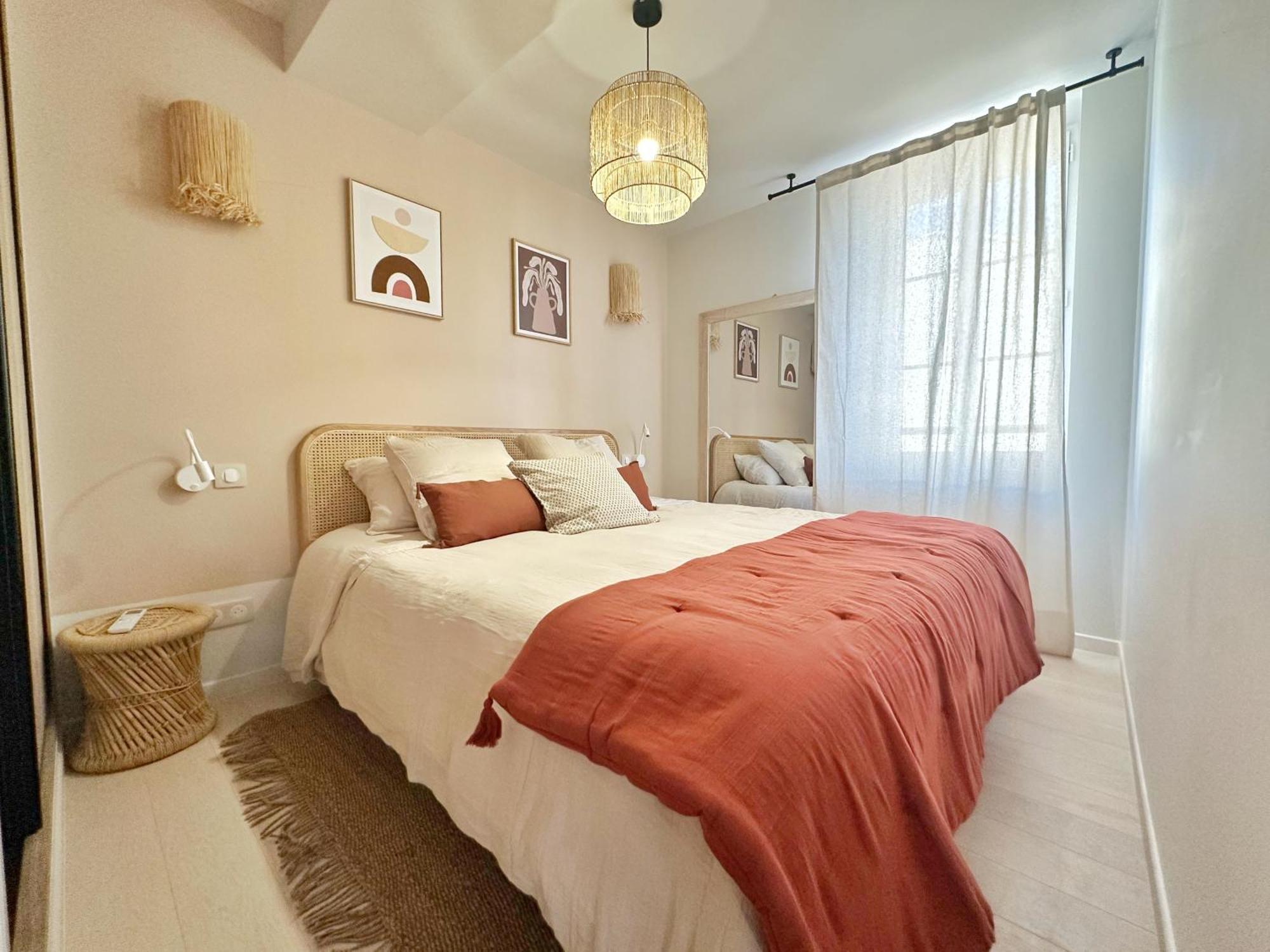 La Maison Cavet 5 Appartements De Standing Au Coeur Du Village Sanary-sur-Mer Luaran gambar