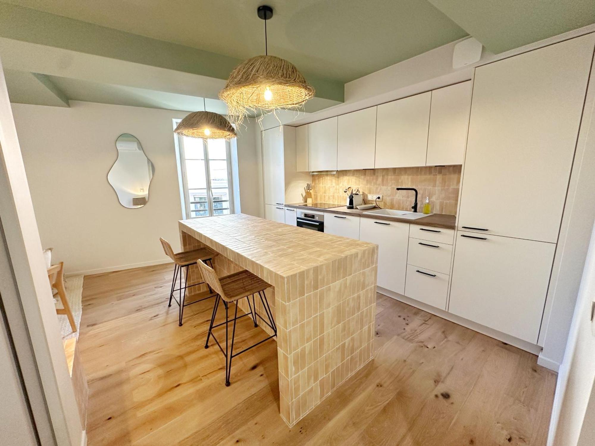La Maison Cavet 5 Appartements De Standing Au Coeur Du Village Sanary-sur-Mer Luaran gambar